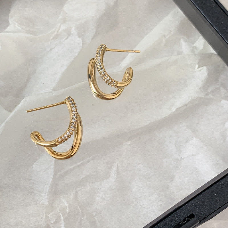 Fine Zircon-embedded Earrings