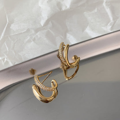 Fine Zircon-embedded Earrings