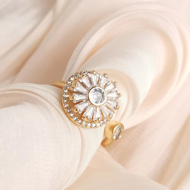 Eternal Spiral Ring