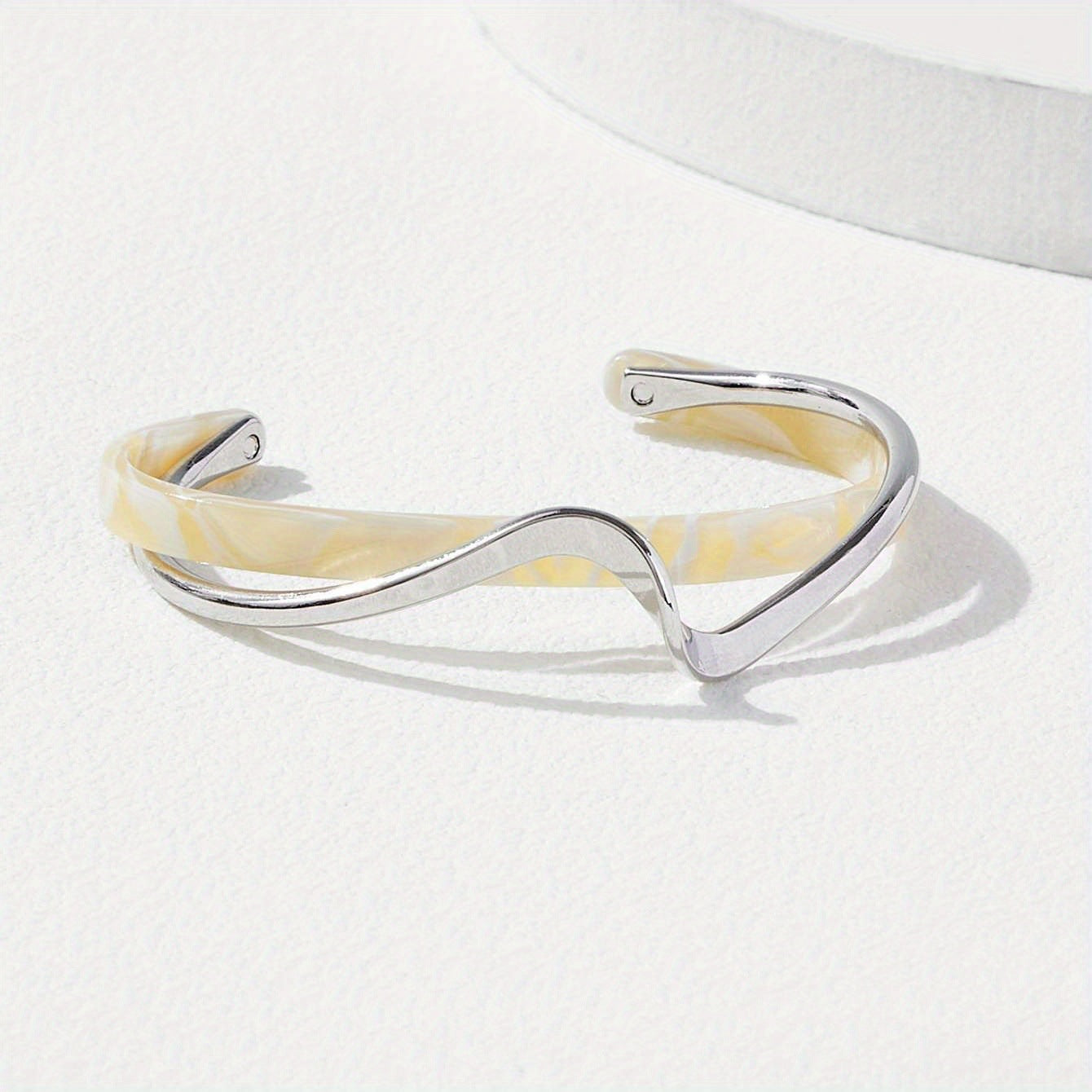 2 Layers Shellfish Plate Bracelet